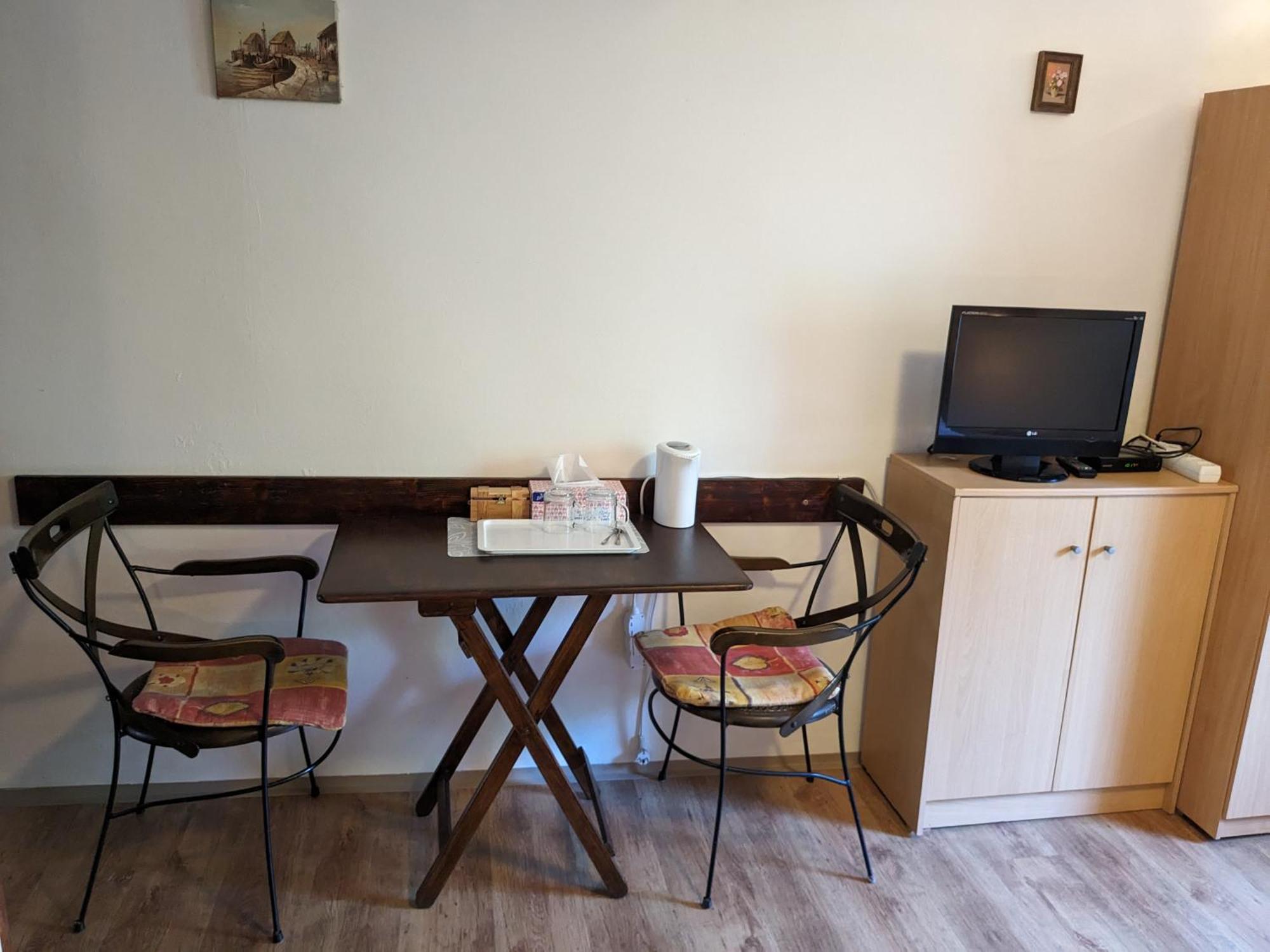 Bed And Breakfast Tvrz Velká Bukovina 외부 사진