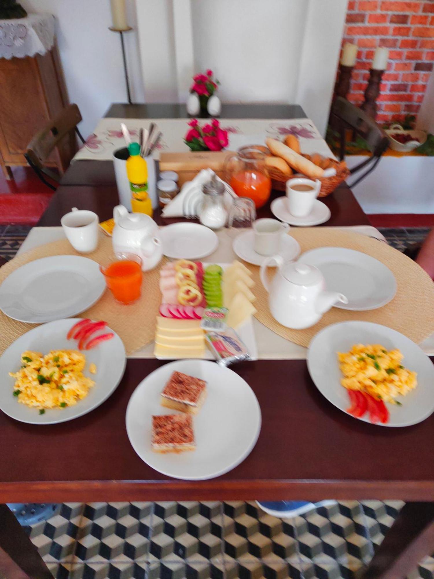 Bed And Breakfast Tvrz Velká Bukovina 외부 사진