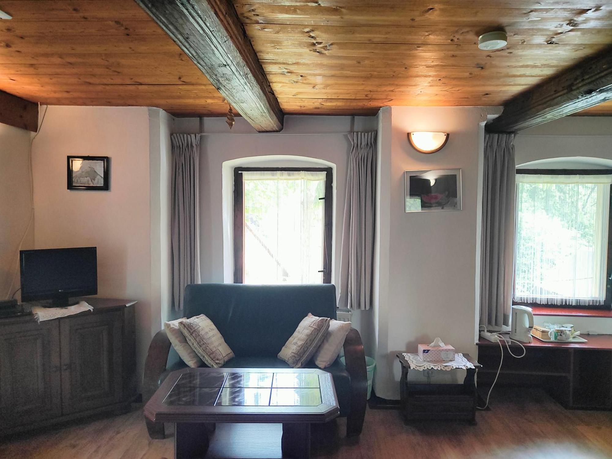Bed And Breakfast Tvrz Velká Bukovina 외부 사진
