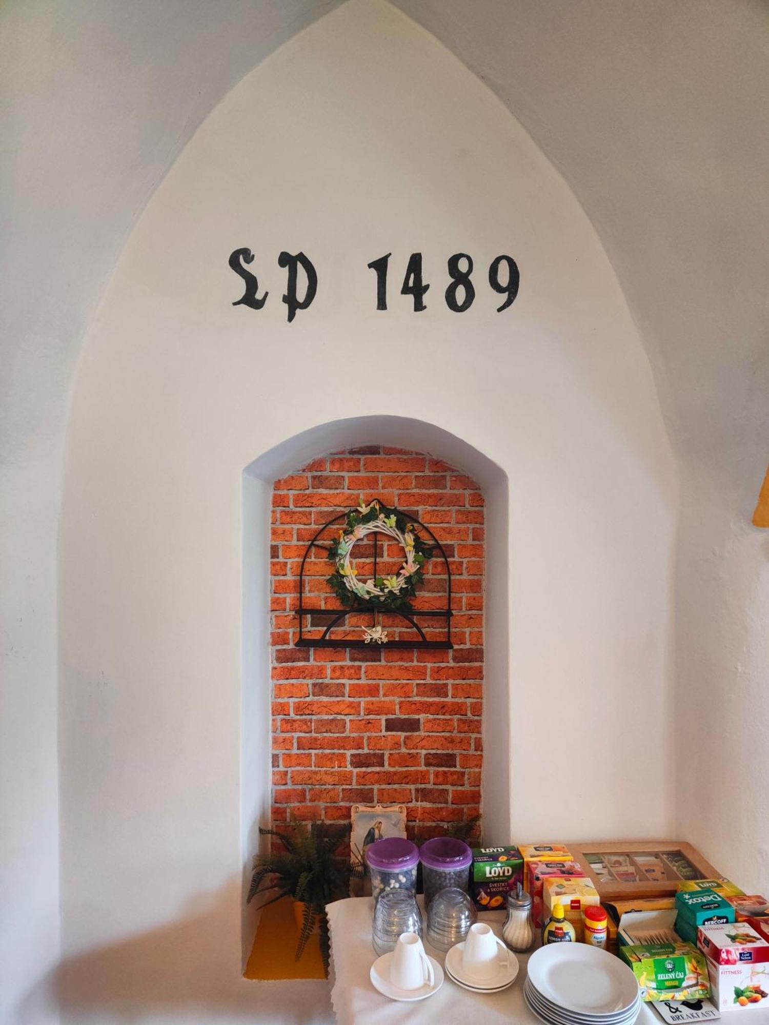 Bed And Breakfast Tvrz Velká Bukovina 외부 사진